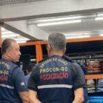 Fiscais do Procon Goiás verificam qualidade de fios comercializados em estabelecimentos goianos (Foto: Superintendência do Inmetro/Goiás)