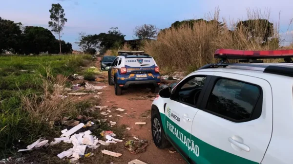 Ação integrada entre Semma e GCM flagrou veículos, interditou empresa e ampliou o monitoramento em áreas críticas da cidade. (Foto: SECOM)