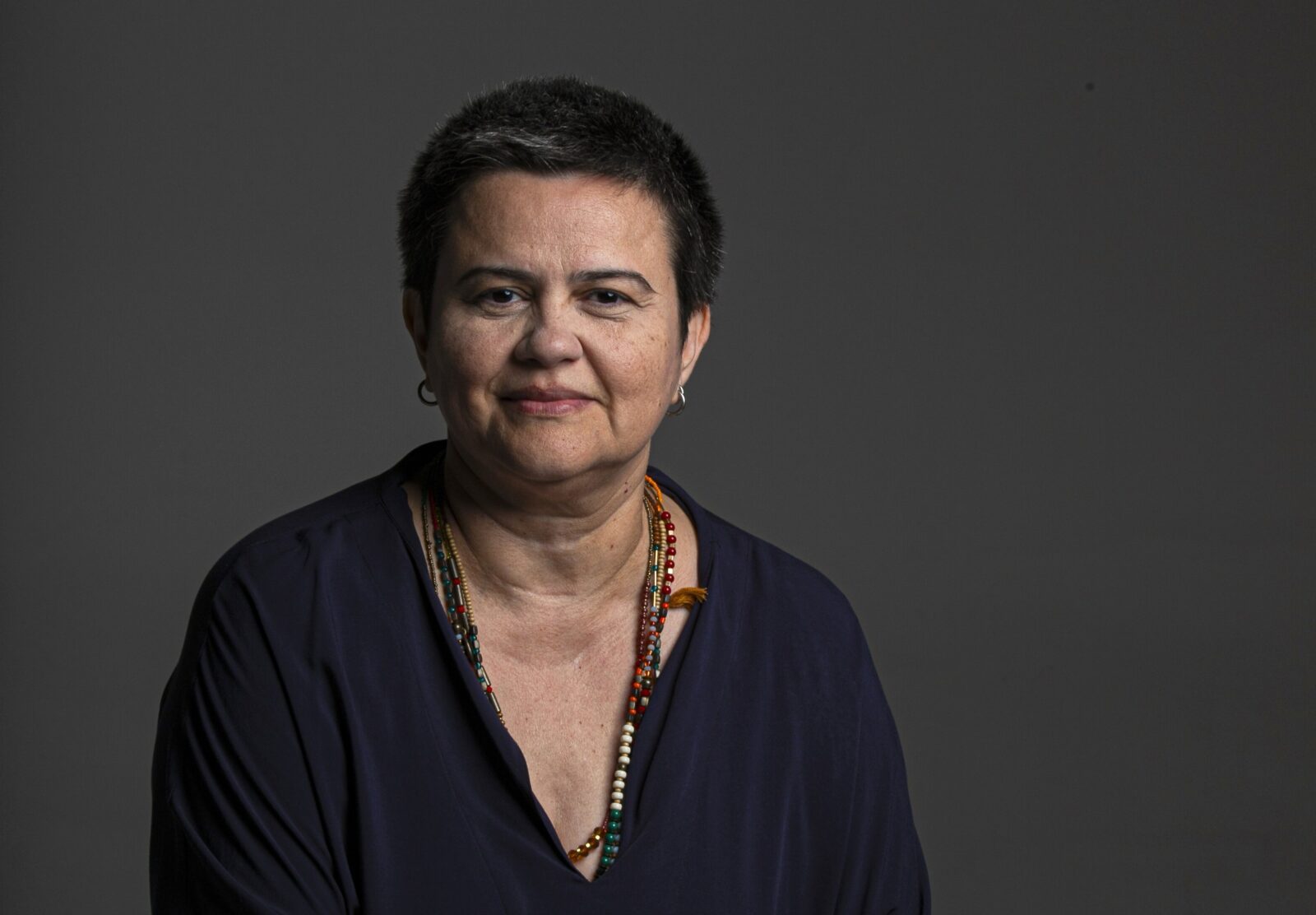‘mata de dentro’: livro será lançado nesta quinta-feira (6/8) no Coletivo Centopeia, em Goiânia | Foto: Lu Barcelos/ Chocolate Fotografias